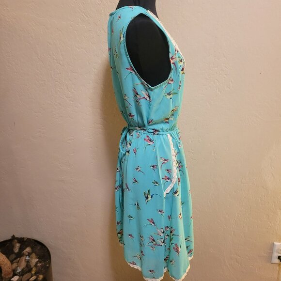SM Wardrobe Vintage-Look Bird Print Dress With Lace Trim & Pockets size M/L - Picture 7 of 7